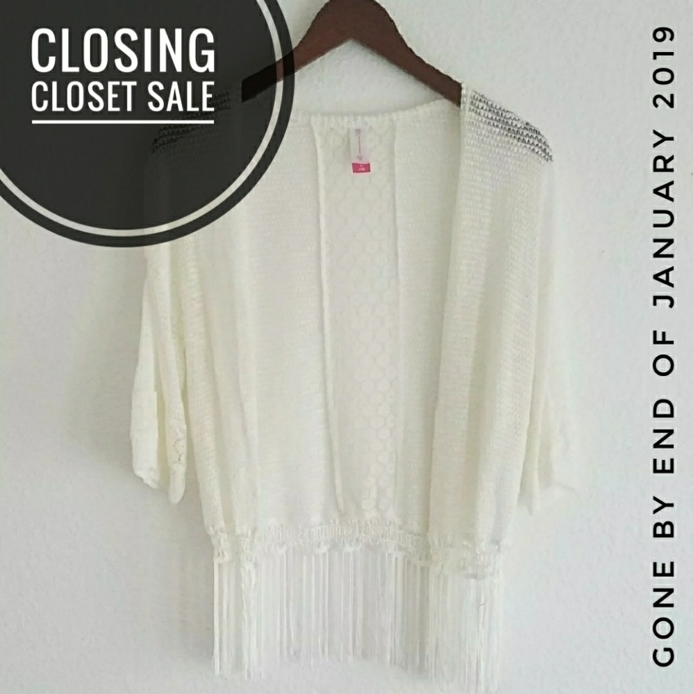 ☆LAST DAY!☆ NWOT White Fringe Cover Up